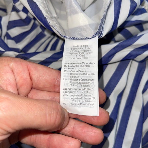 J. Crew ✨NWTs✨ Lighthouse Stripe  Poplin V-Neck - Picture 11 of 11